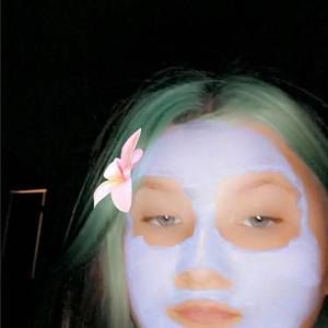 Meet your Posher, Lilly